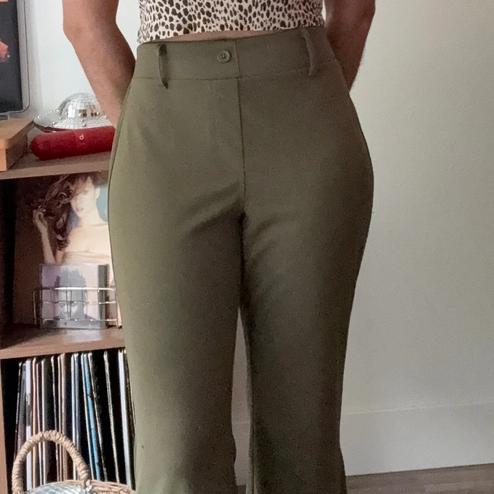 Rewash Olive Green Wide Leg Flare High Waisted Trousers Pants Size M Back